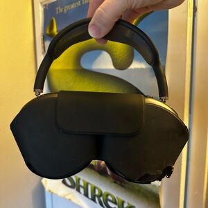 Apple AirPod Max w/case